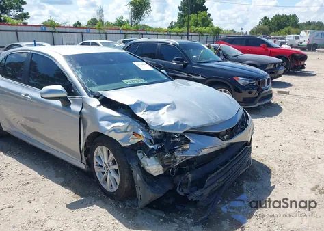 2021 Toyota Camry Le from USA, damaged, VIN 4T1C11AKXMU487038